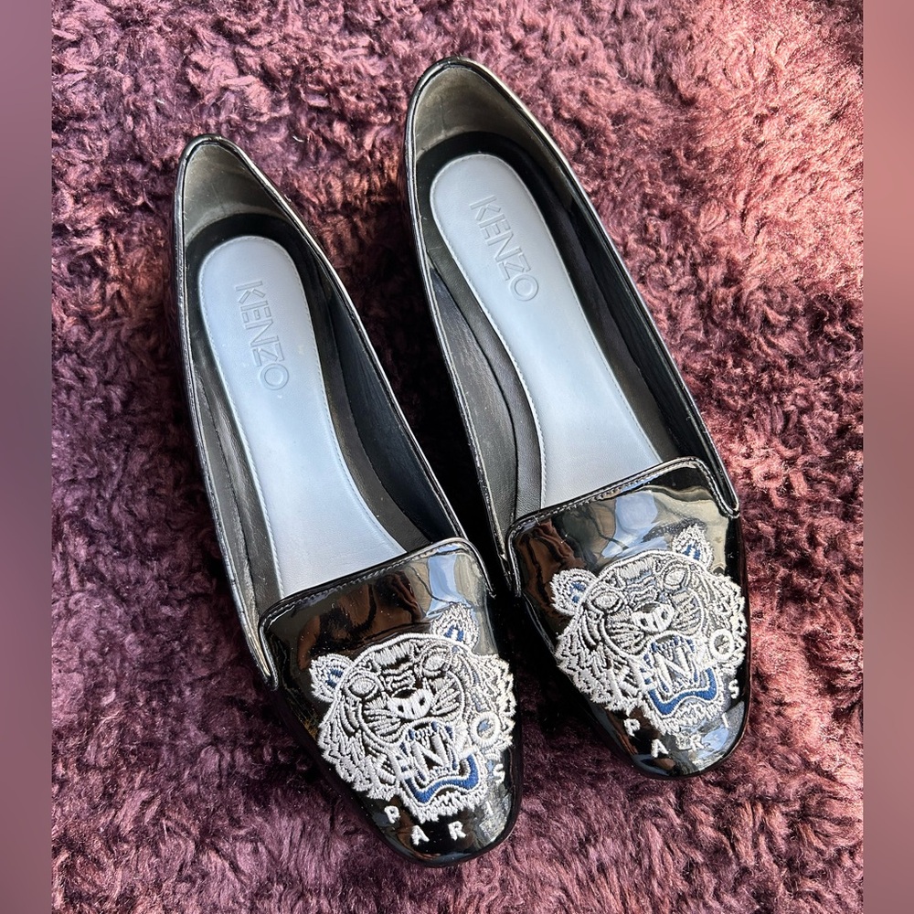 Kenzo Black Patent Leather Tiger-Embroidered Ballet Flats
